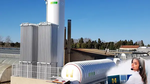 Liquid Natural Gaz markets liquefied natural gas and transports it with its own LNG vehicles with Vakuum tankers.