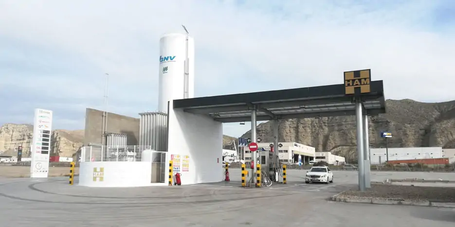 Estaciones de servicio GNL, GNC y Biometano Diseño, construcción y gestión de estaciones de servicio GNL, GNC y Biometano. Soluciones móviles gas natural vehicular GNV