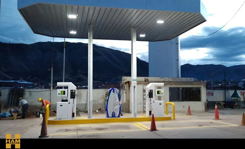 HAM Estación de servicio Biocom GNC-GNL Cuzco, Perú Grupo HAM y Limagas Movilidad construyen en Perú las primeras estaciones de servicio GNC-GNL de la región de Cuzco y las primeras Gasineras GNL de Perú